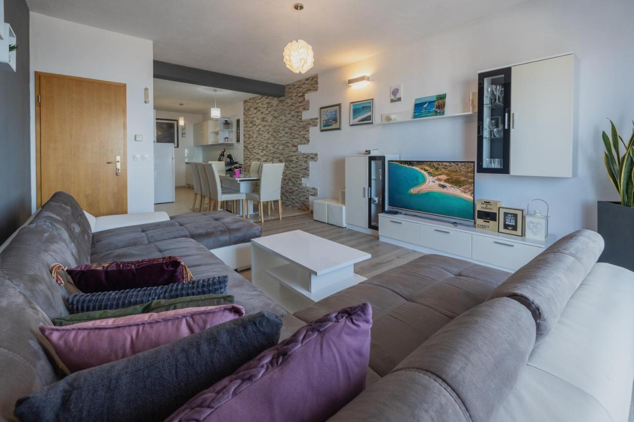 Apartment Dany - Free Beach Parking Makarska Dış mekan fotoğraf