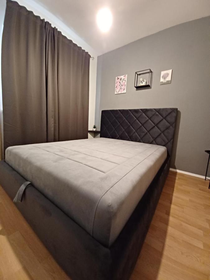 Apartment Dany - Free Beach Parking Makarska Dış mekan fotoğraf